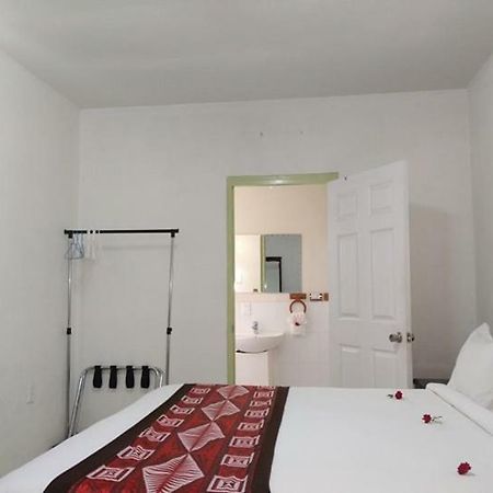 Malau Lodge Нукуалофа Экстерьер фото