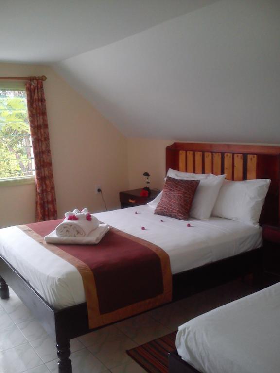 Malau Lodge Нукуалофа Экстерьер фото