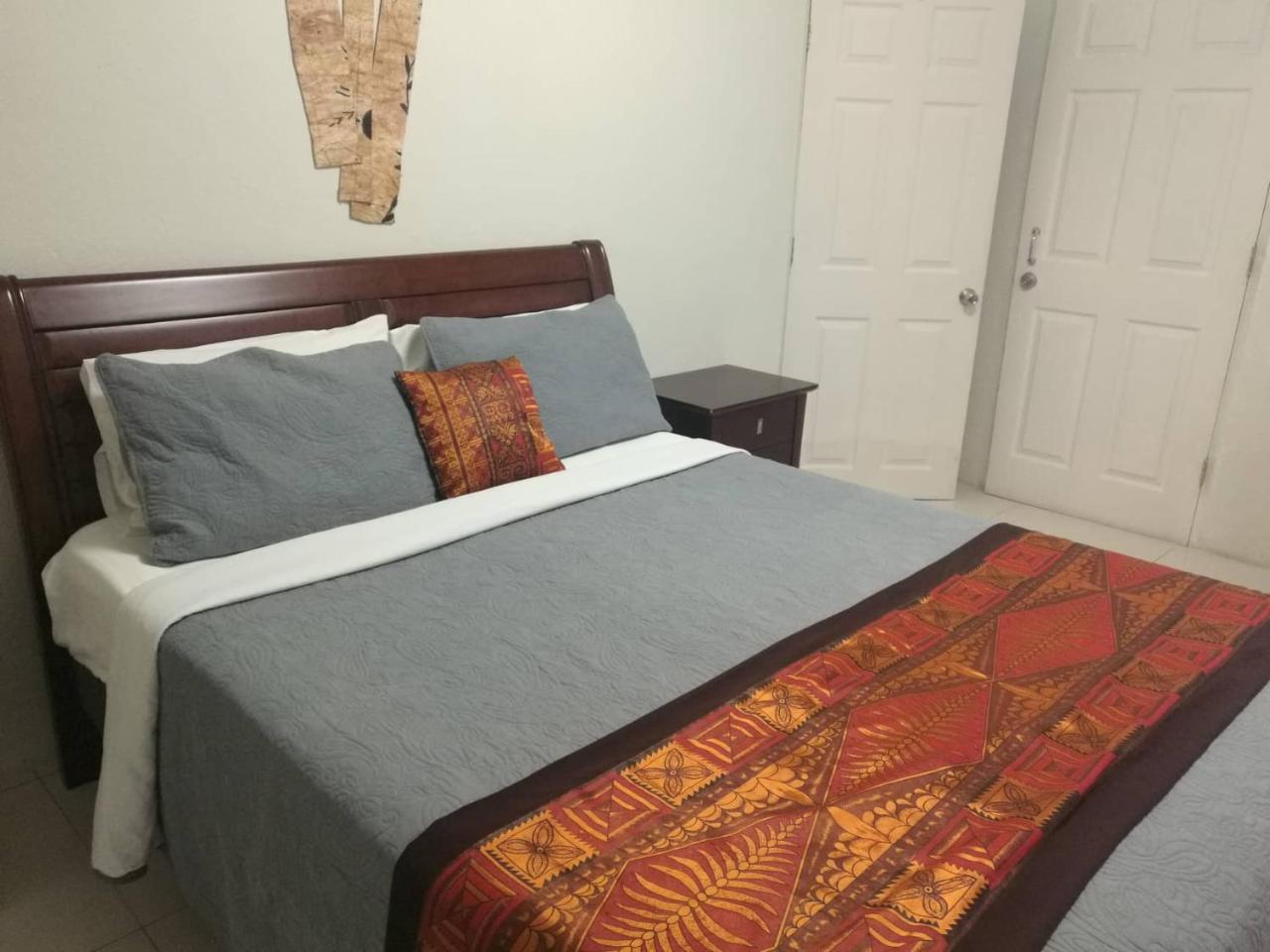 Malau Lodge Нукуалофа Экстерьер фото