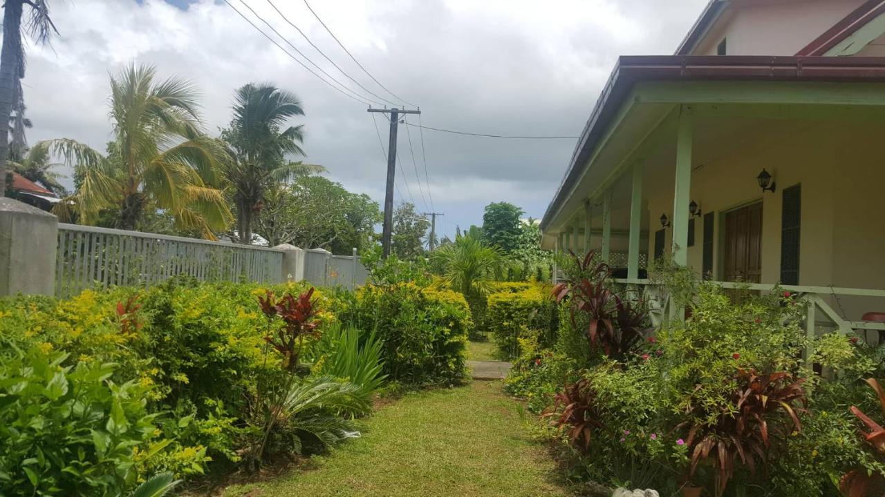 Malau Lodge Нукуалофа Экстерьер фото