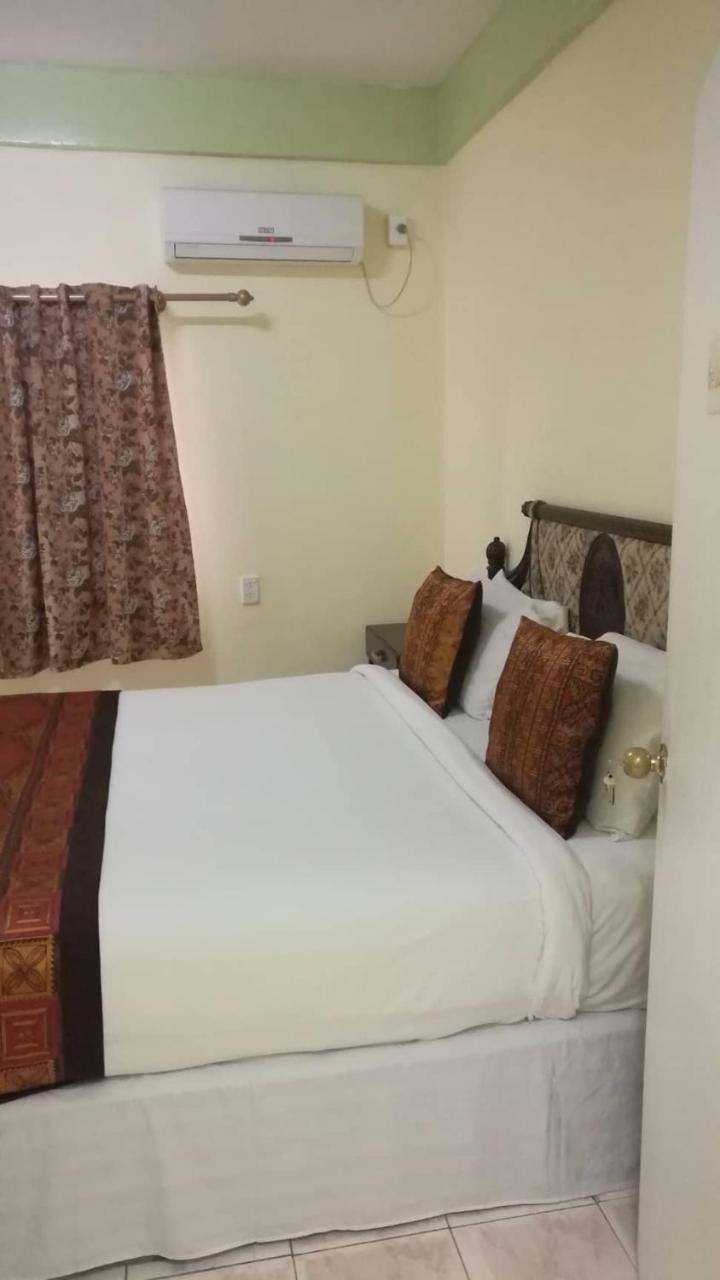 Malau Lodge Нукуалофа Экстерьер фото