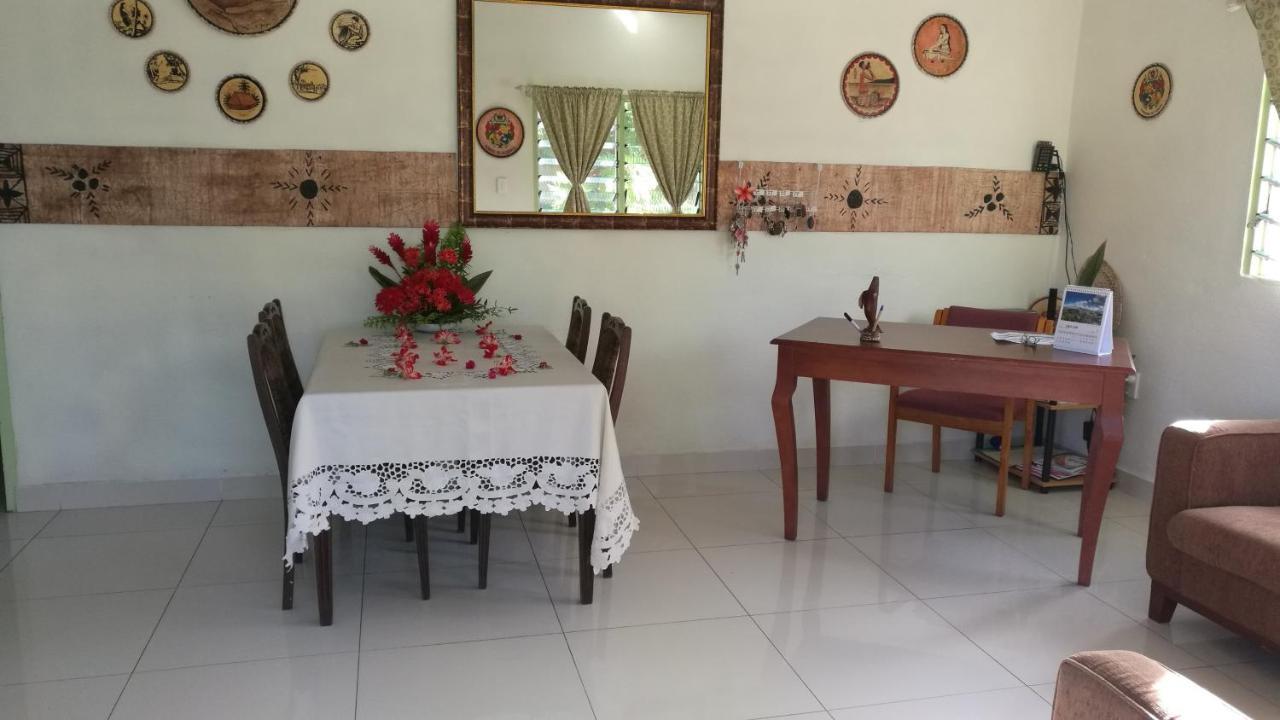 Malau Lodge Нукуалофа Экстерьер фото