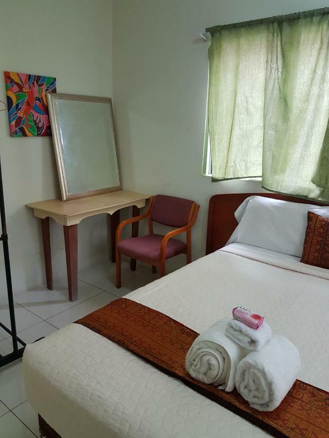 Malau Lodge Нукуалофа Экстерьер фото