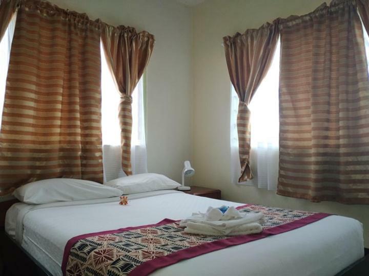Malau Lodge Нукуалофа Экстерьер фото