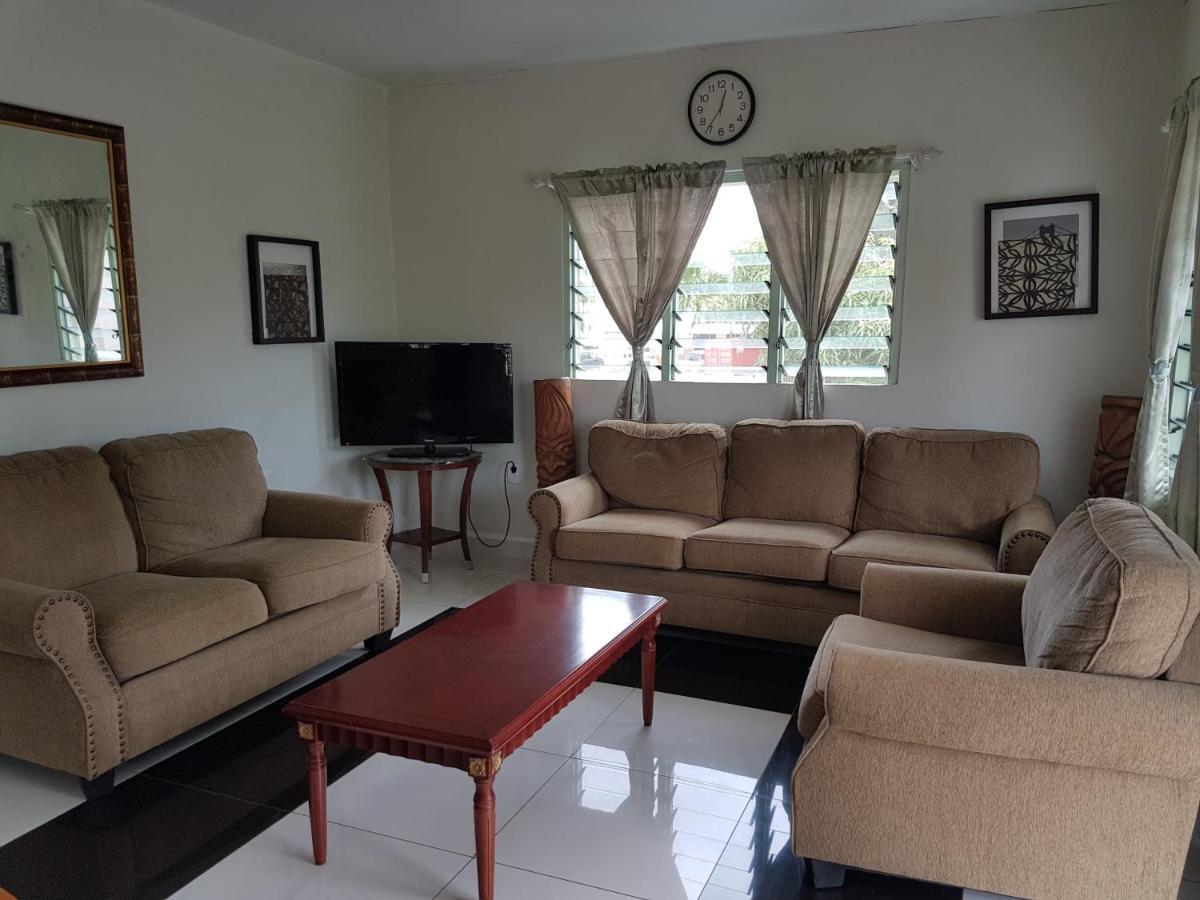 Malau Lodge Нукуалофа Экстерьер фото